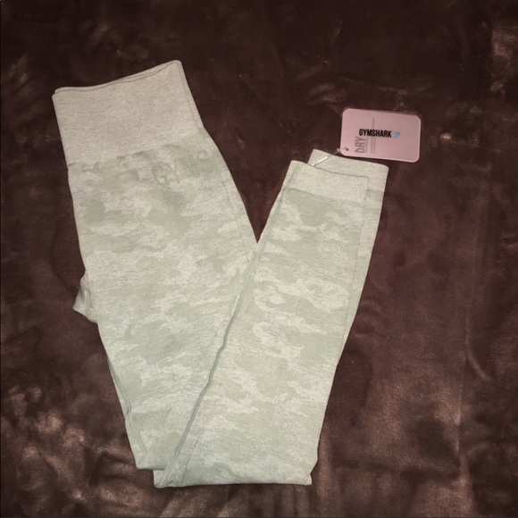 Gymshark Camo Leggings - Picture 4 of 6